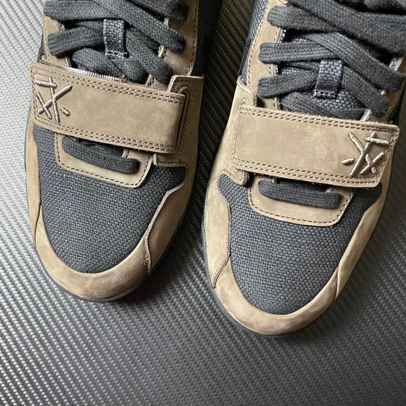 Travis Scott x Air Jordan Jumpman Jack "Dark Mocha"