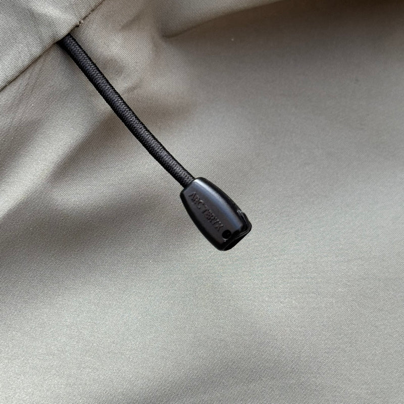 Jaqueta Arc'teryx Alpha SV 7 - Cinza