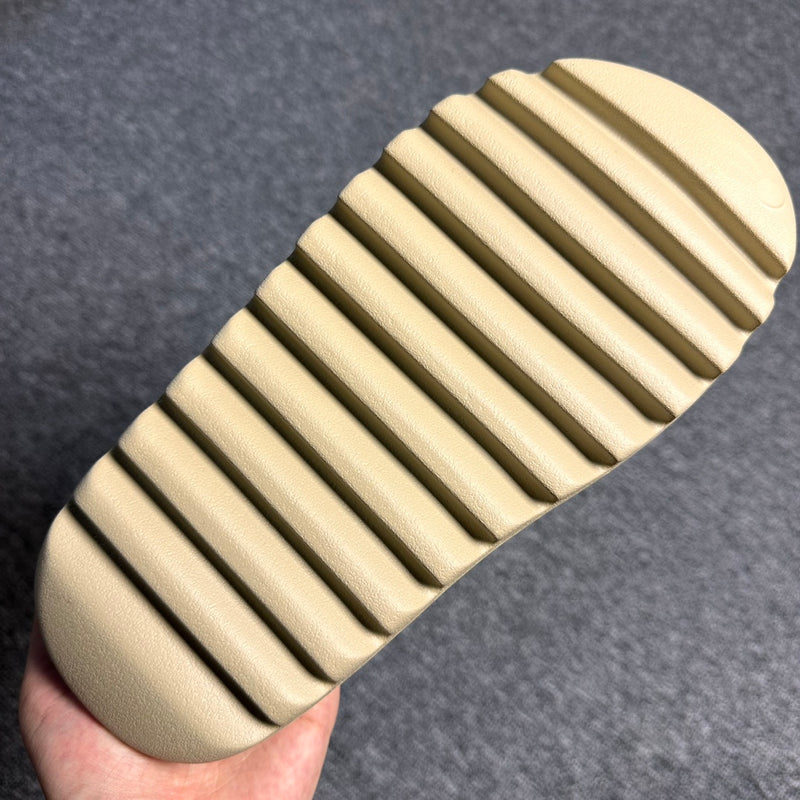 Adidas Yeezy Slide "Bege"