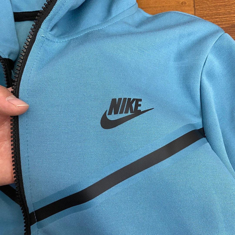 Conjunto Nike Tech Fleece - Azul Claro