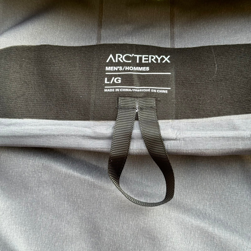 Jaqueta Arc'teryx Alpha SV 7 - Amarelo Néon