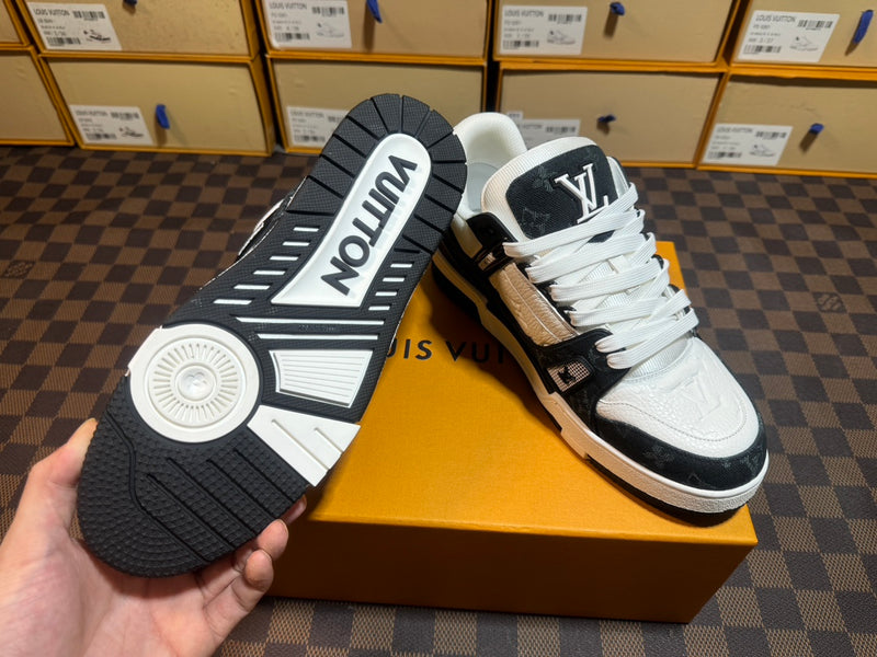 Louis Vuitton LV Trainer Low "Denim Noir"