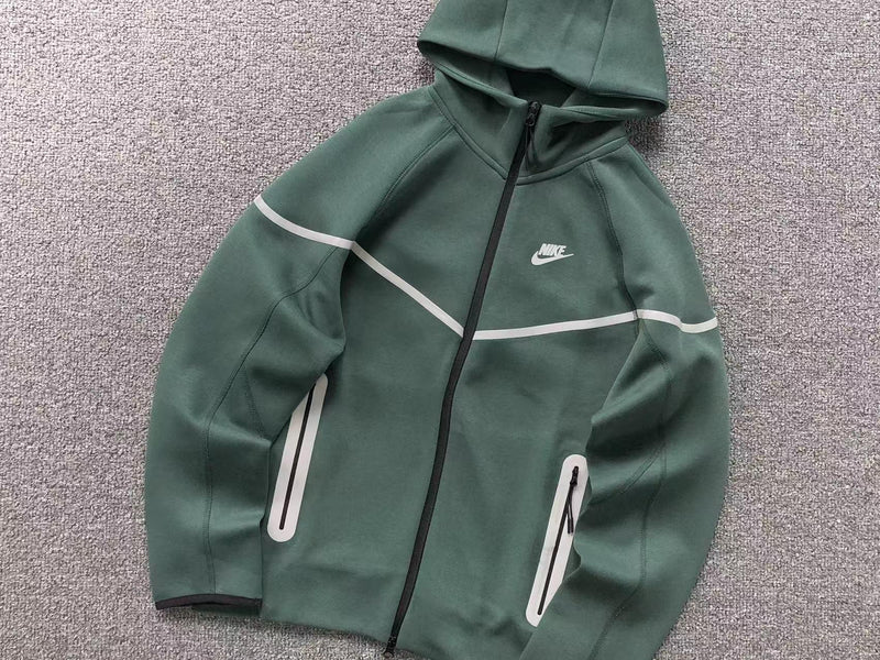 Conjunto Nike Tech Fleece - Verde (Refletiva)