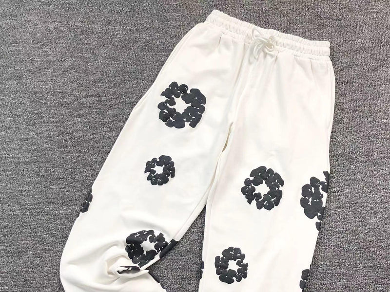 Conjunto Denim Tears Cotton Wreath com Calça - Branco e Preto
