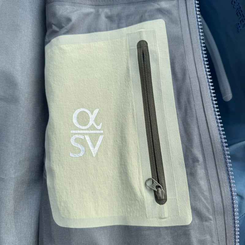 Jaqueta Arc'teryx Alpha SV 7 - Azul Aço