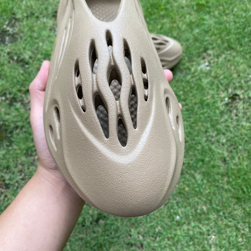 Adidas Yeezy Foam Runner "Stone Sage"