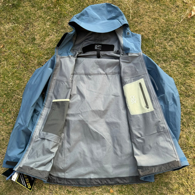 Jaqueta Arc'teryx Alpha SV 7 - Azul Aço