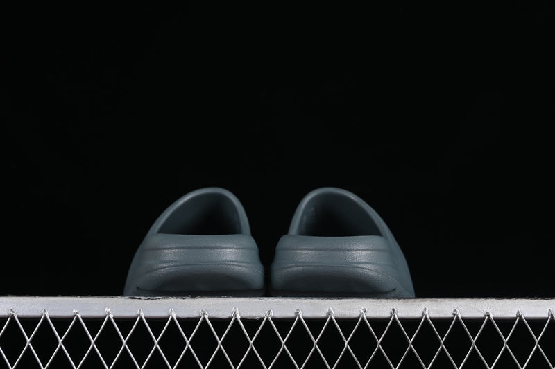 Adidas Yeezy Slide "Onyx"