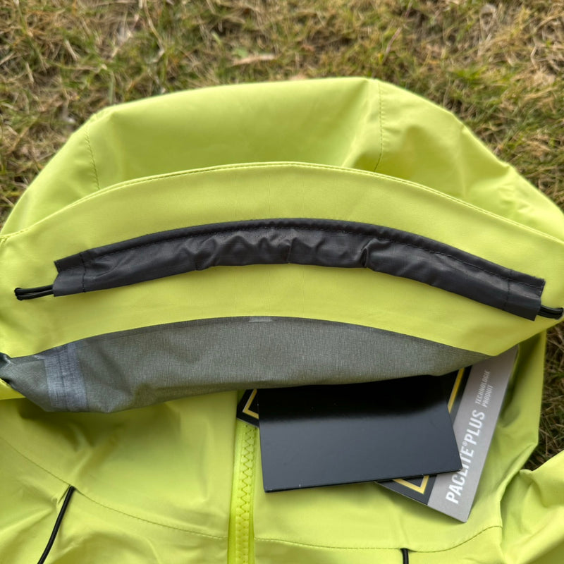 Jaqueta Arc'teryx Alpha SV 7 - Verde Lima