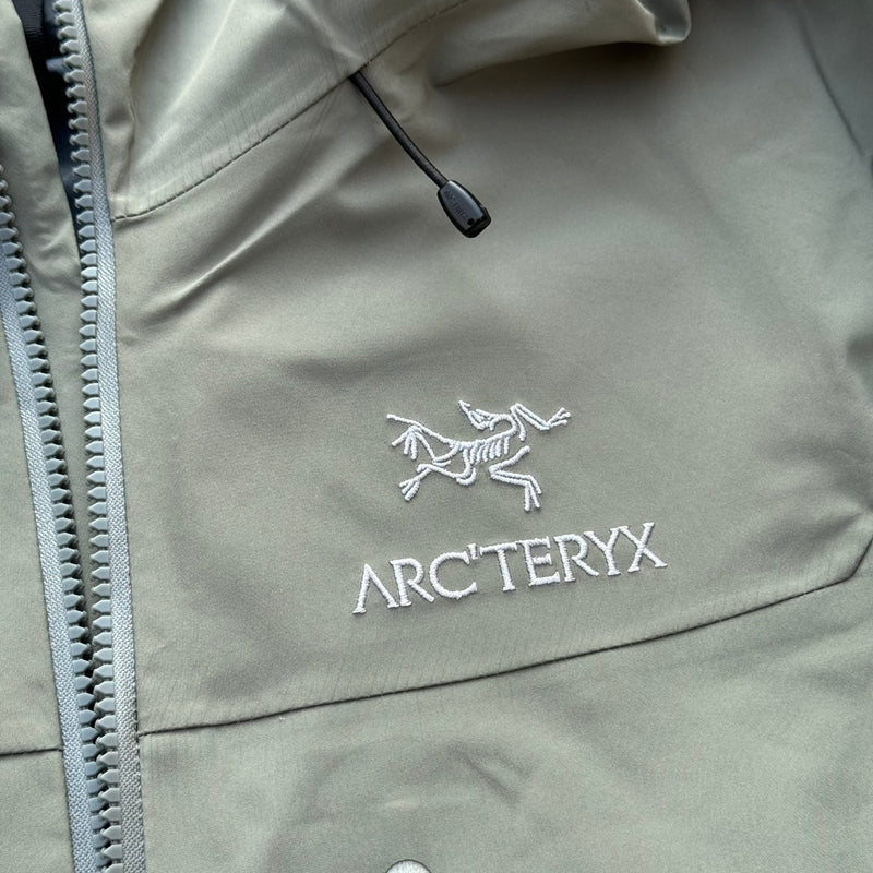 Jaqueta Arc'teryx Alpha SV 7 - Cinza