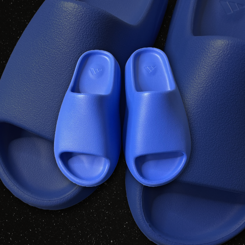 Adidas Yeezy Slide "Azure"