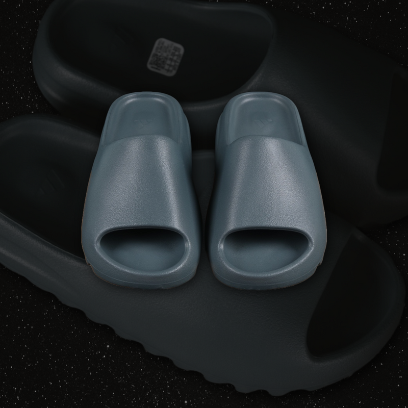 Adidas Yeezy Slide "Onyx"