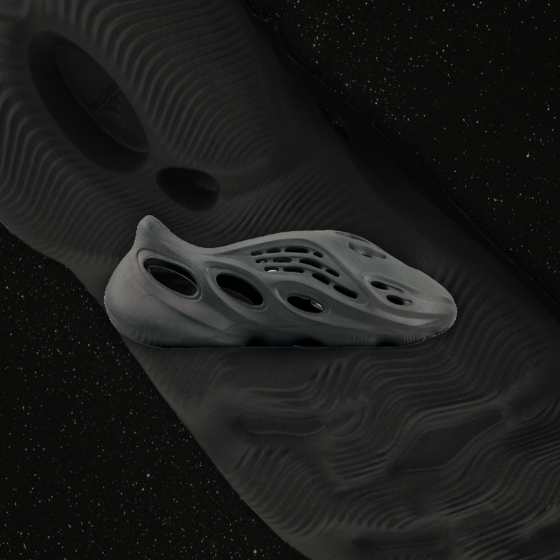 Adidas Yeezy Foam Runner "Carbon"