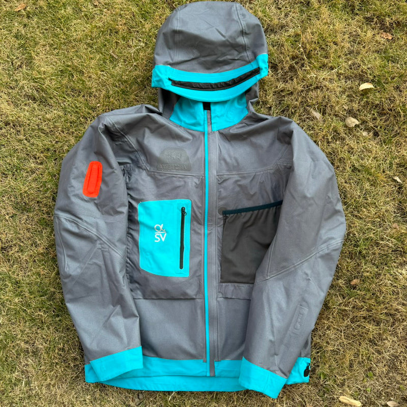 Jaqueta Arc'teryx Alpha SV 7 - Azul