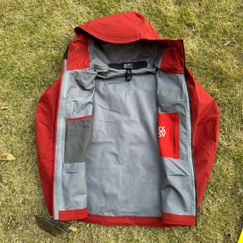 Jaqueta Arc'teryx Alpha SV 7 - Vermelho