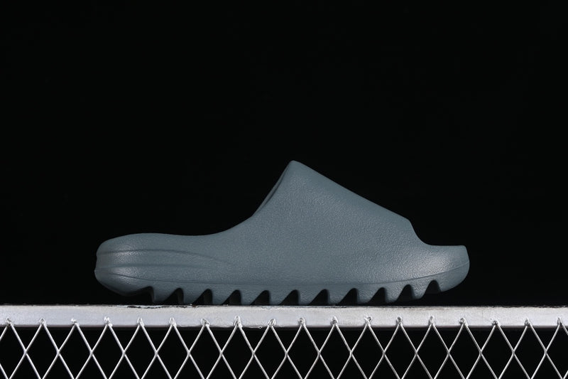 Adidas Yeezy Slide "Onyx"