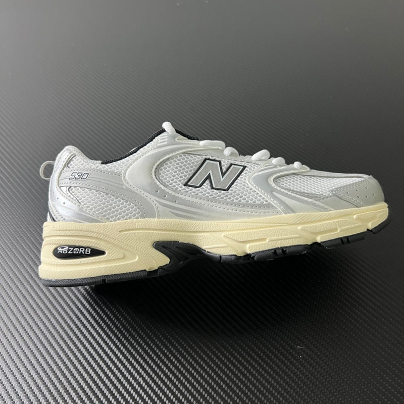 New Balance 530 "White Dark Green Beige"