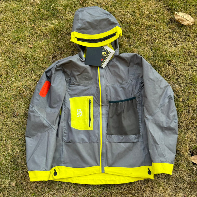 Jaqueta Arc'teryx Alpha SV 7 - Amarelo Néon