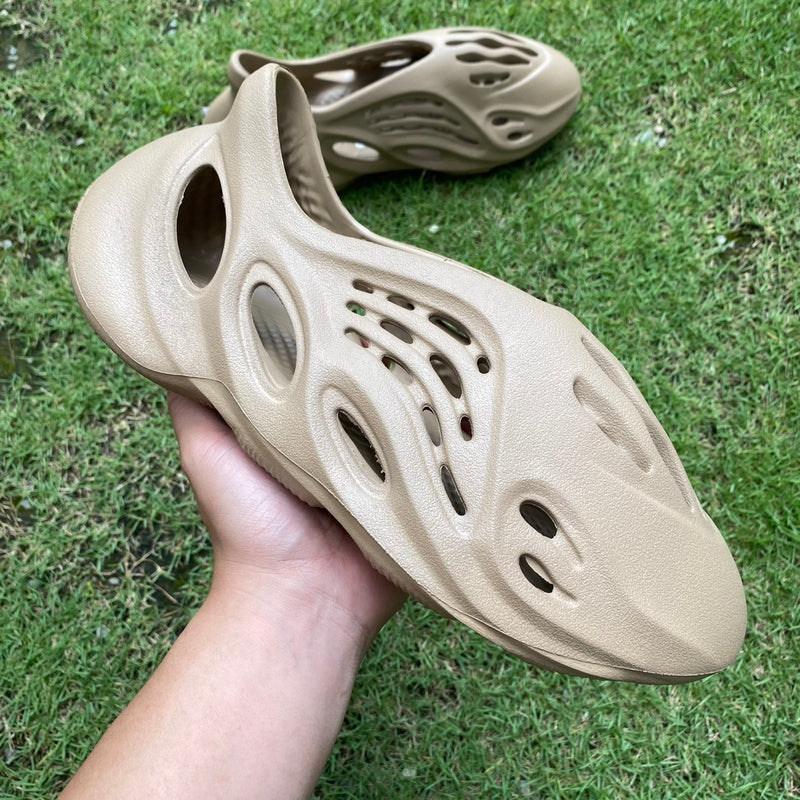 Adidas Yeezy Foam Runner "Stone Sage"