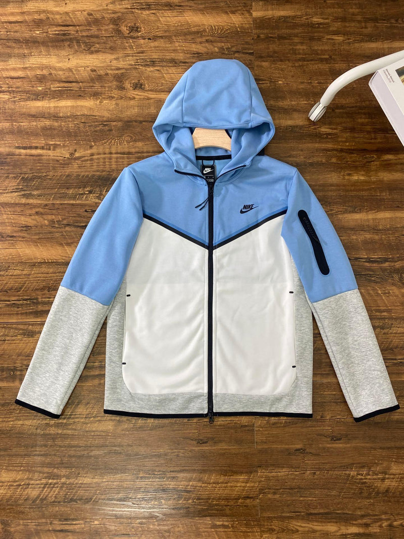 Conjunto Nike Tech Fleece - Azul e Branco