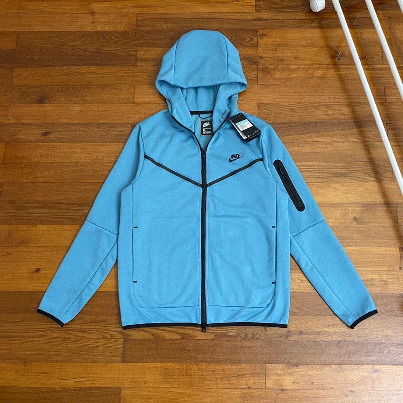 Conjunto Nike Tech Fleece - Azul Claro