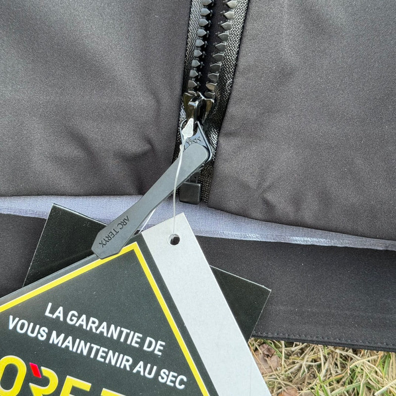 Jaqueta Arc'teryx Alpha SV 7 - Preto