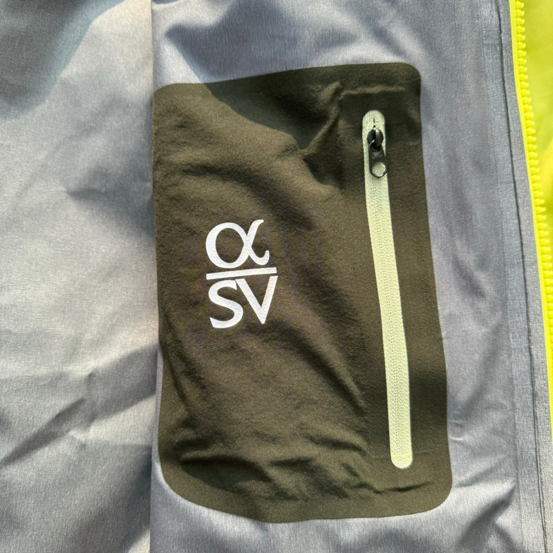 Jaqueta Arc'teryx Alpha SV 7 - Verde Lima