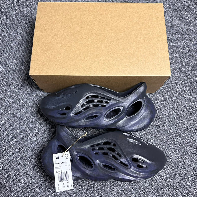 Adidas Yeezy Foam Runner "Onyx"